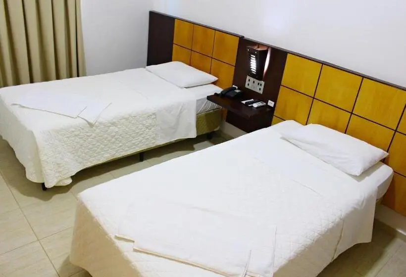 デラックスルーム, Dois Vizinhos Palace