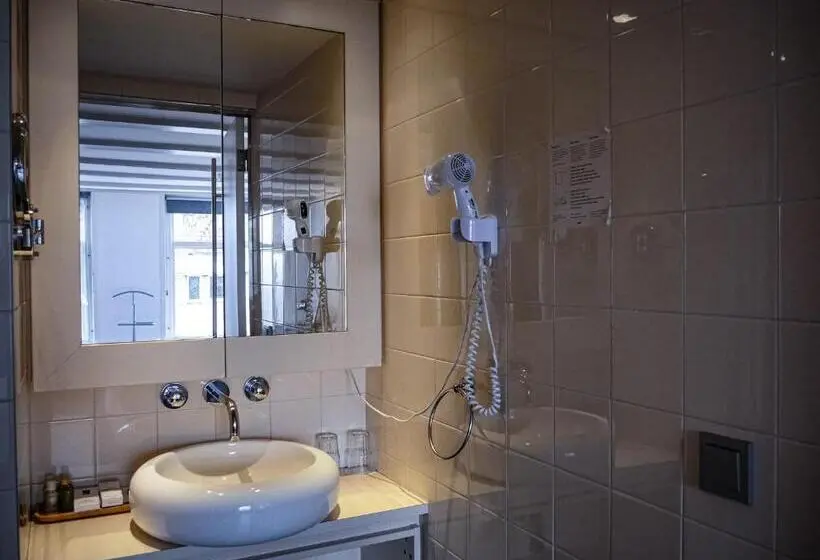 Standard-huone, Oldenburg