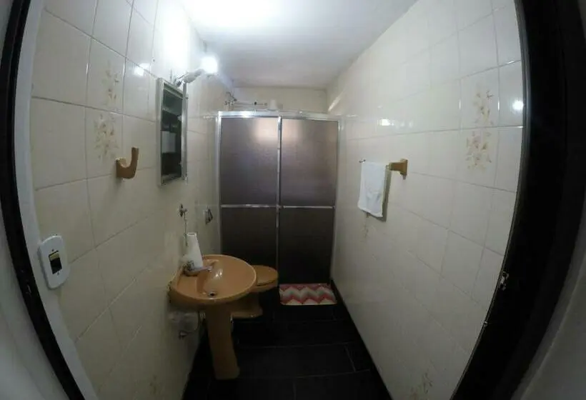 スイート, Like A Hostel