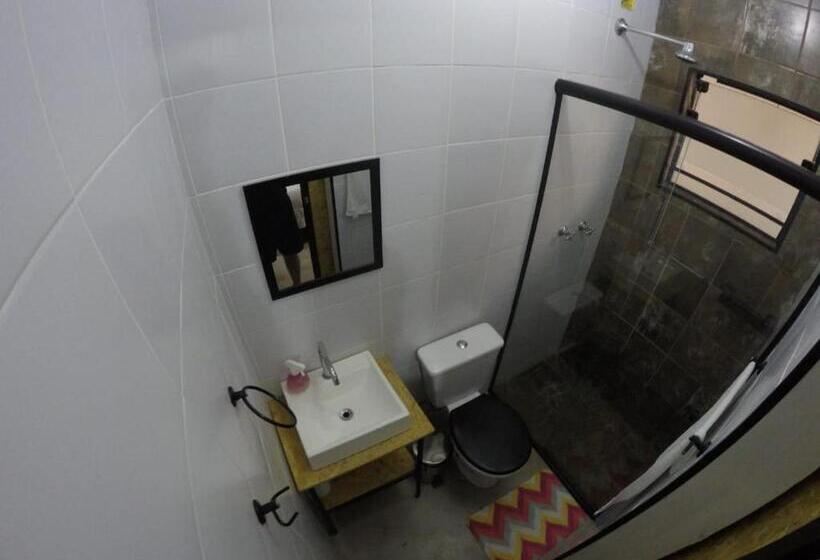 スイート, Like A Hostel