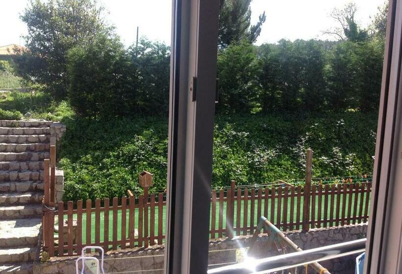 سرير فى غرفة مشتركه, Albergue As Eiras