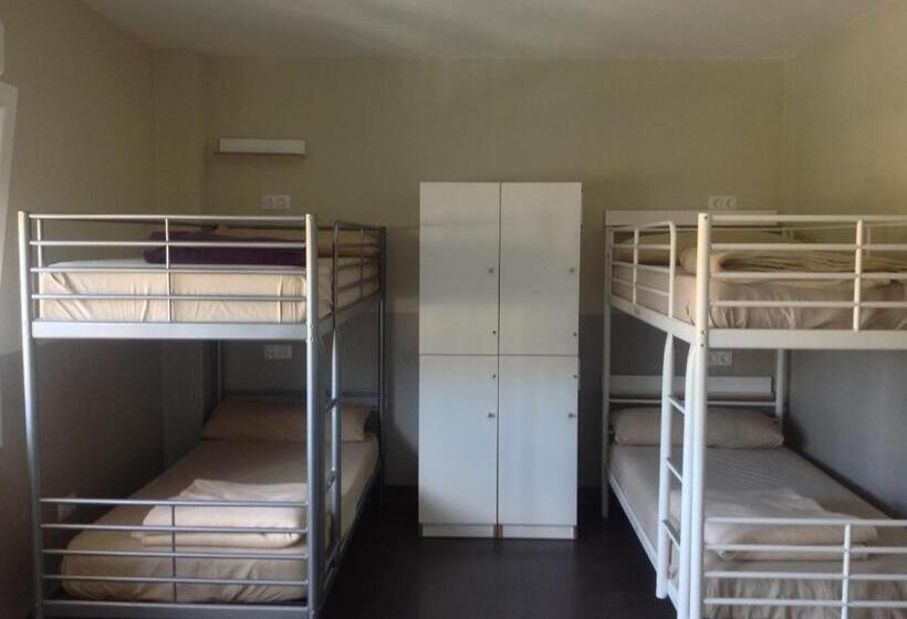 공동 객실, Albergue As Eiras