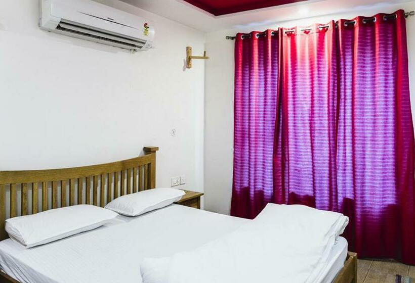 חדר סופריור, Moustache Agra