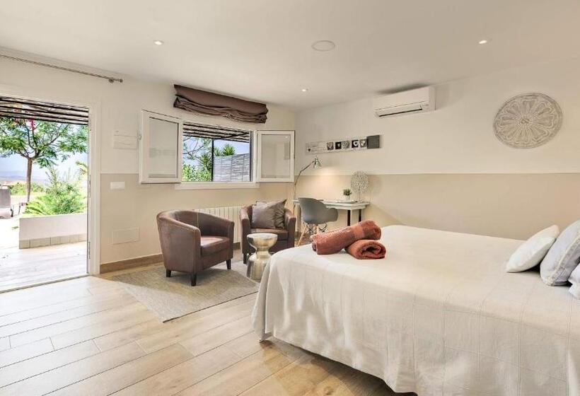 סוויטת ג'וניור עם טרסה, Boutique Hideaway Cortijo El Sarmiento