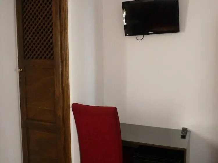 コンフォートルーム, Boutique Hostal Casa Justa