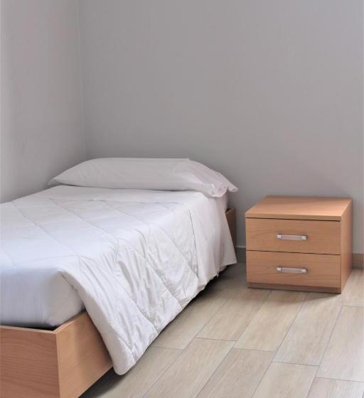 豪华三人间, La Viscontina