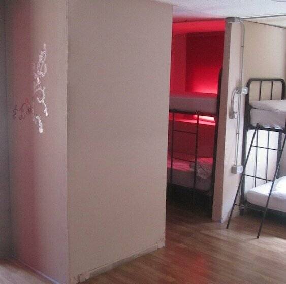 공동 객실, Hakuna Matata Hostel