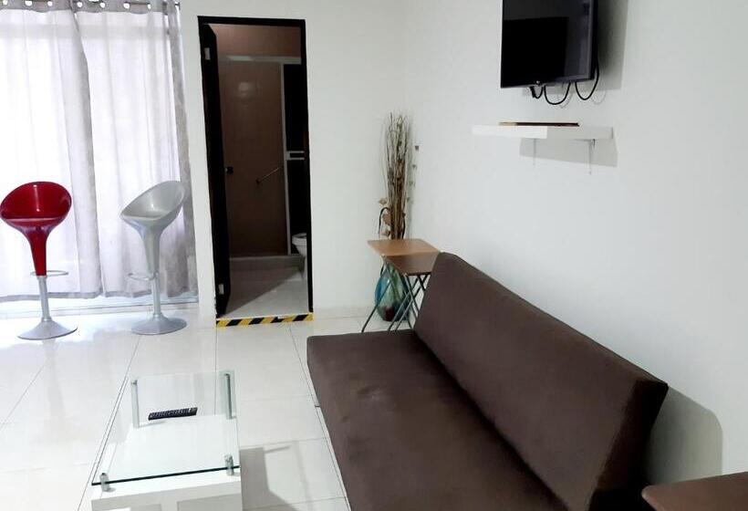 발코니가 있는 스위트, Blue Emerald Inn