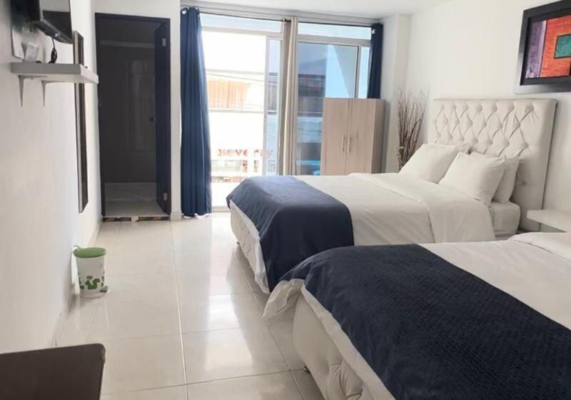 발코니가 있는 스위트, Blue Emerald Inn