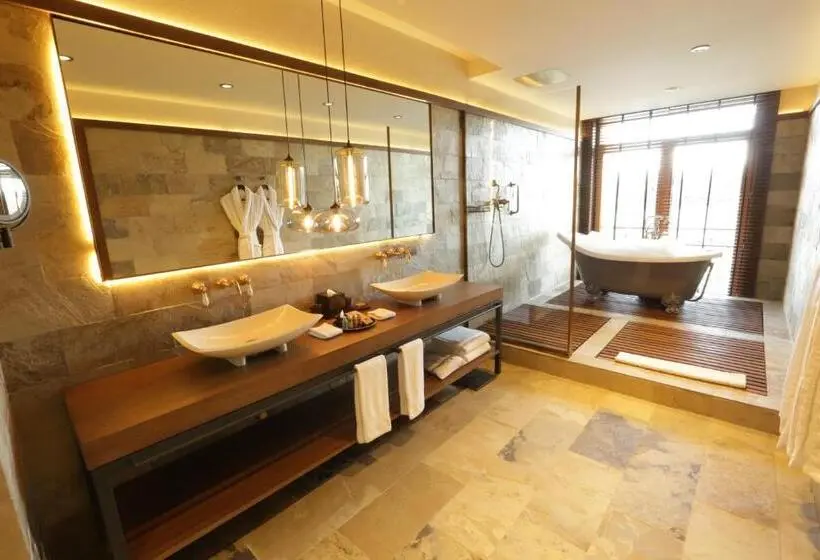 Suite Deluxe, Caeli