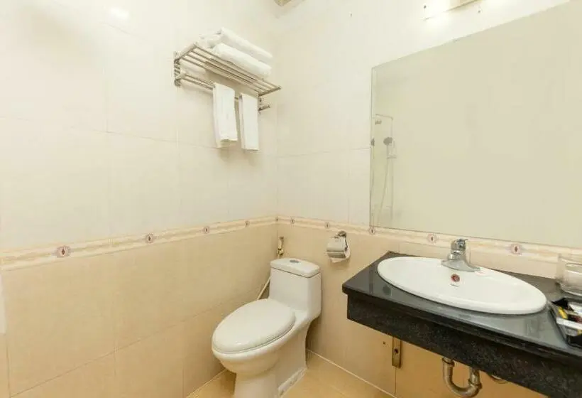 اتاق استاندارد, Capital O 387 Bach Duong