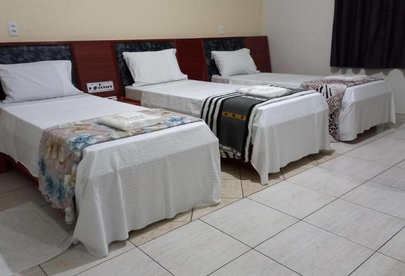 デラックストリプルルーム, Dalias