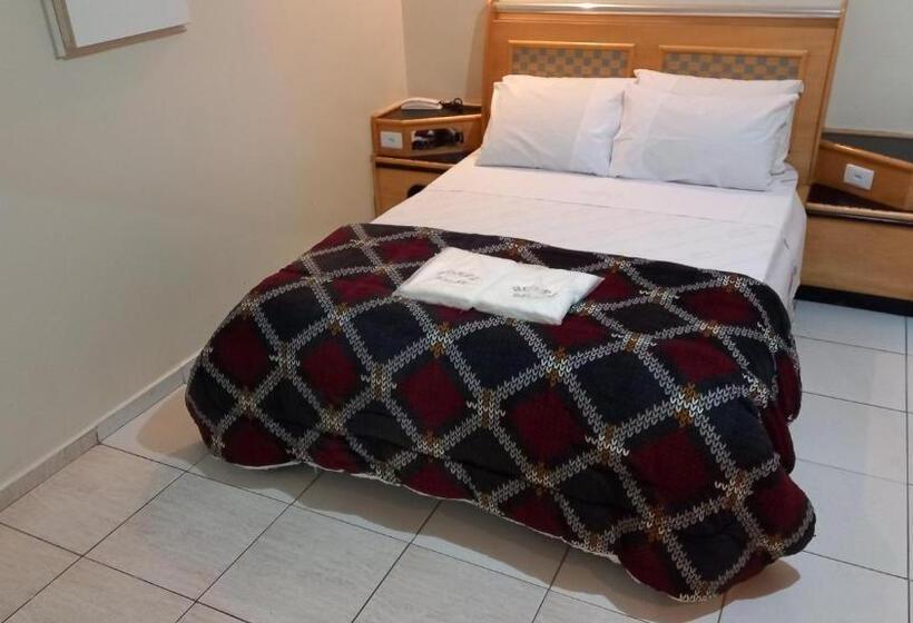 デラックスルーム, Dalias