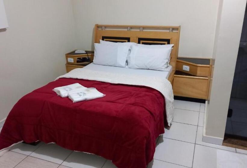 デラックスルーム, Dalias