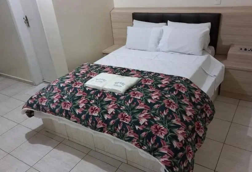 Deluxe Yhden Hengen Huone, Dalias