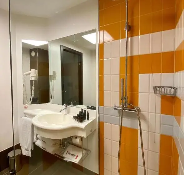 Habitació Estàndard, Iris