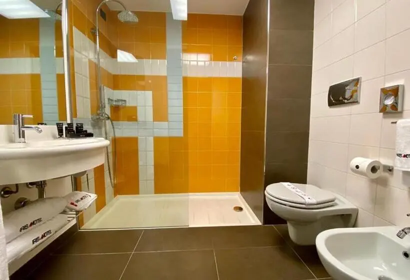 Habitació Estàndard, Iris