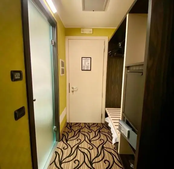 Habitació Estàndard, Iris