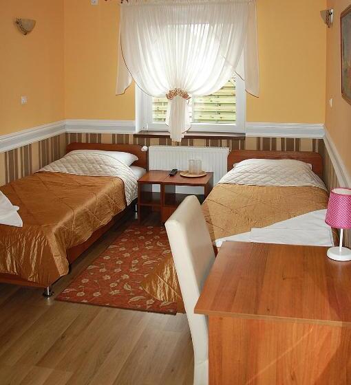 スタンダードルーム, Restauracja Redos