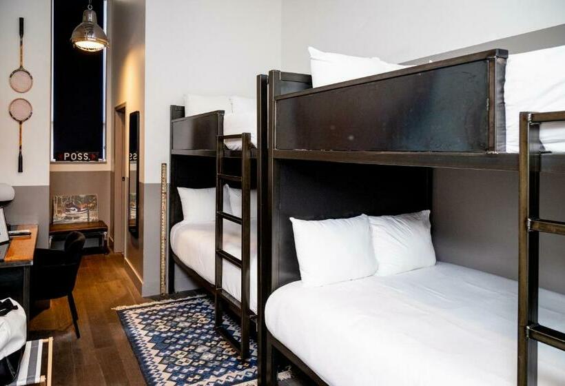 اتاق استاندارد چهار تخته, The Chicago Hotel Collection River North
