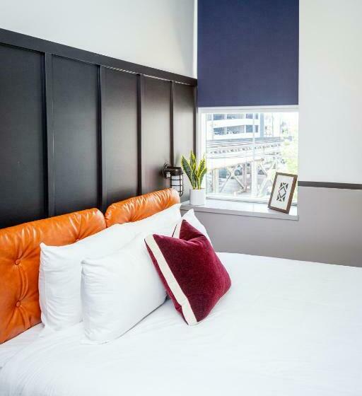 اتاق لوکس, The Chicago Hotel Collection River North