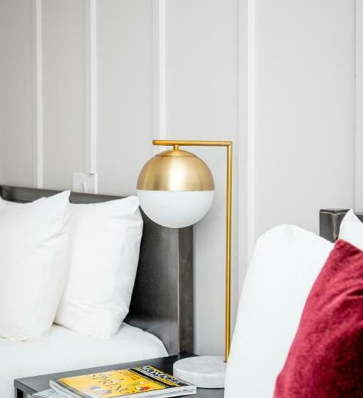 اتاق کلاسیک, The Chicago Hotel Collection River North