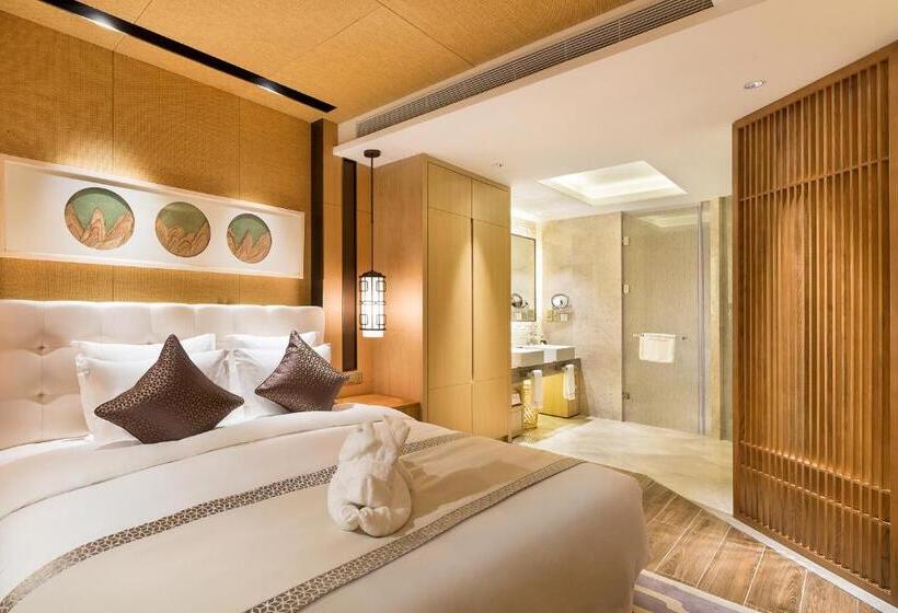 חדר משפחתי נוף לגינה, Wyndham Grand Plaza Royale Wenchang