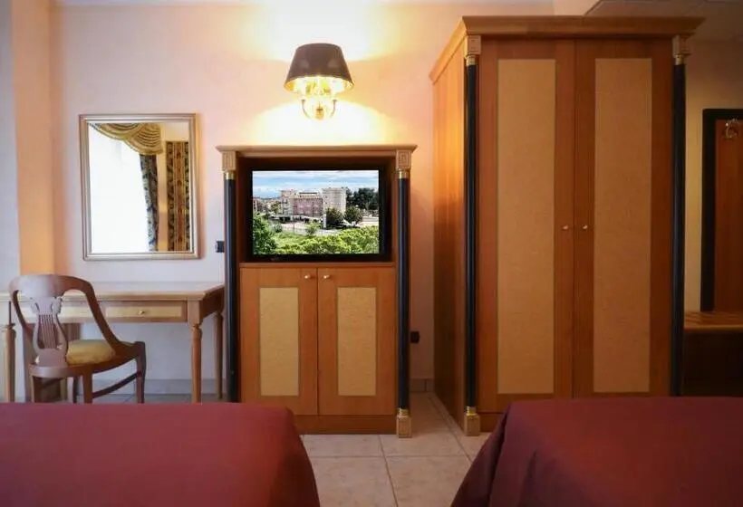 Superior Room with Terrace, San Giovanni Rotondo Palace Alihotels