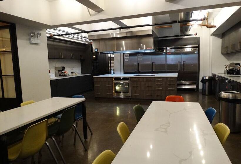 Quarto deluxe, The Chicago Hotel Collection River North