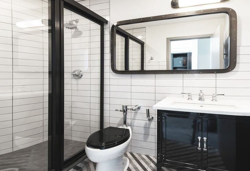 اتاق لوکس, The Chicago Hotel Collection River North