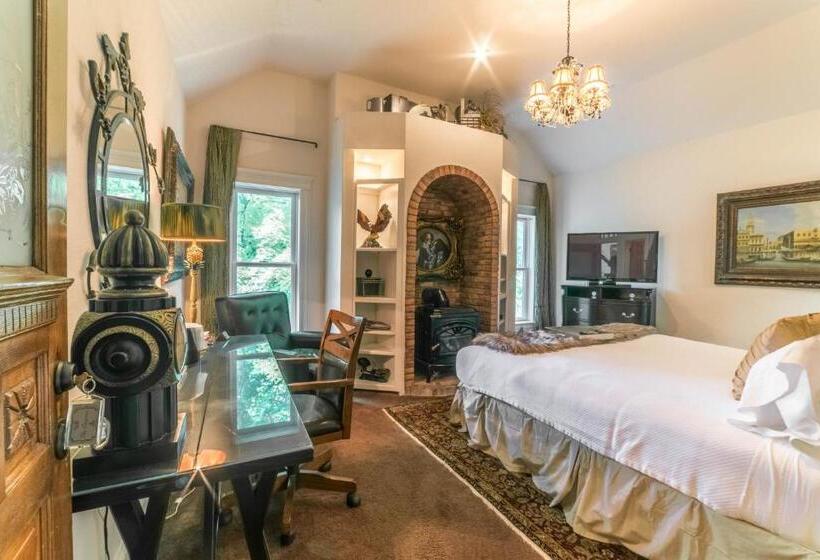Номер Deluxe, The Victoria Bed & Breakfast