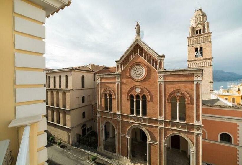 스탠다드 룸, Altavilla