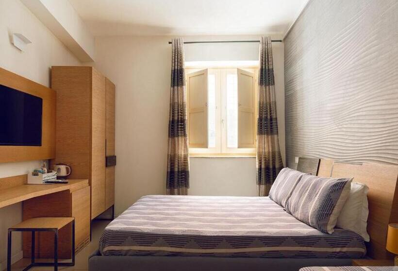 스탠다드 룸, Altavilla