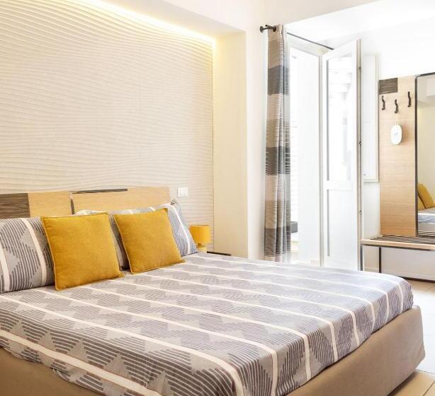 디럭스 룸 바다 전망, Altavilla