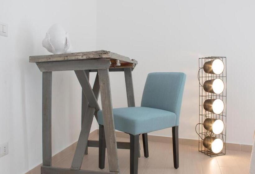 带露台的小型套房, Dei Balzi Dimore Di Charme