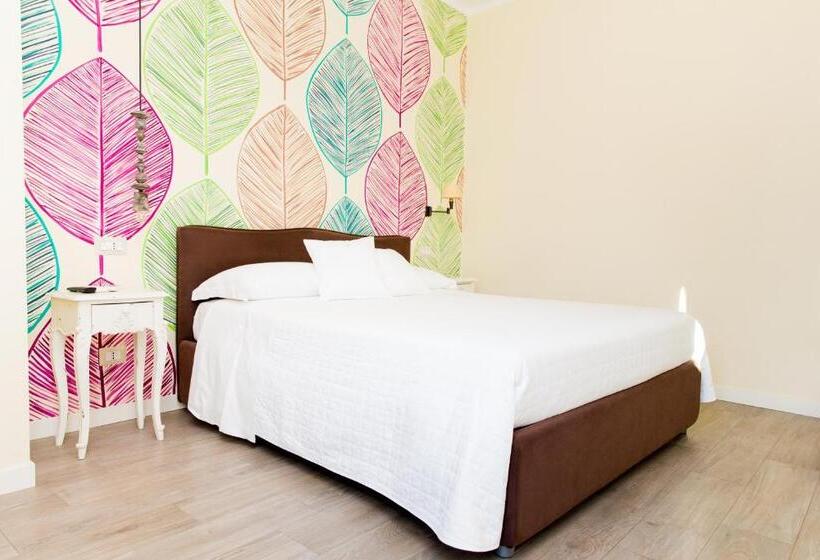 اتاق لوکس, Il Castello