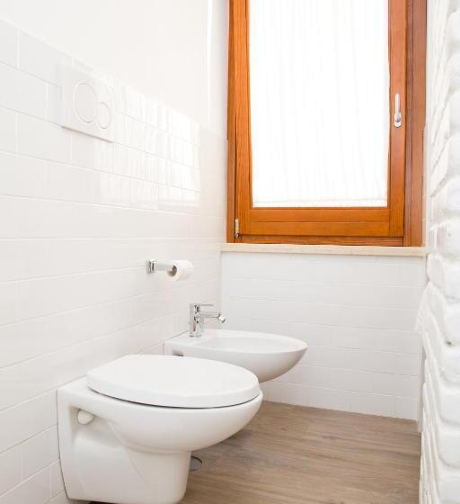 اتاق لوکس, Il Castello