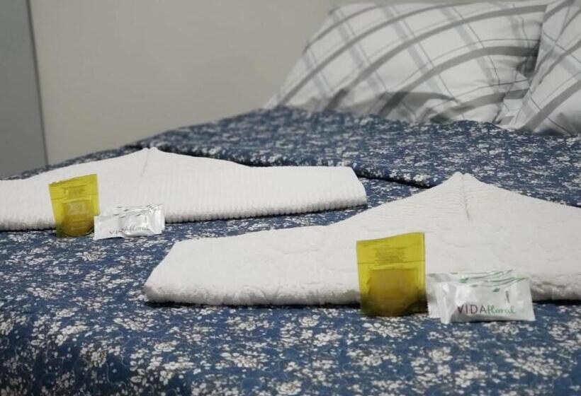 Quarto Estandar, Pousada Martins E Cia