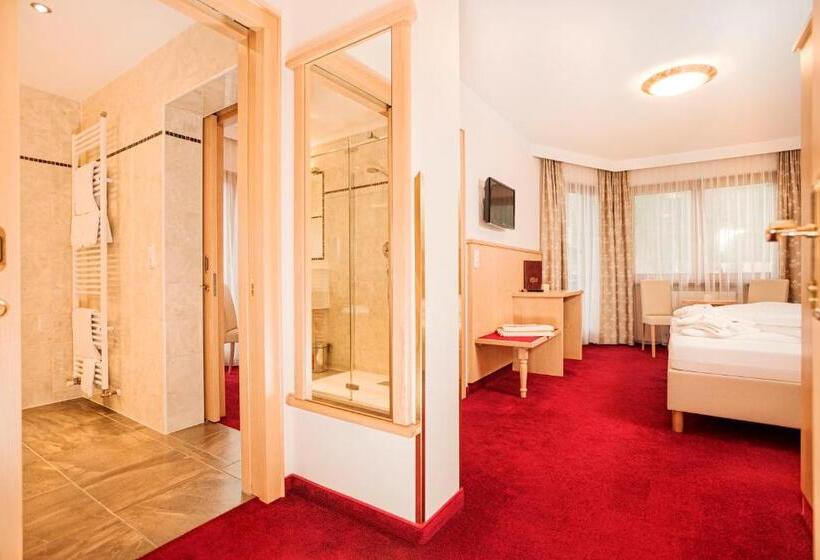 سوییت خانوادگی, Alpenhof Kristall