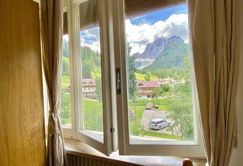 اتاق استاندارد یک نفره, B&b Lorenzini Ski
