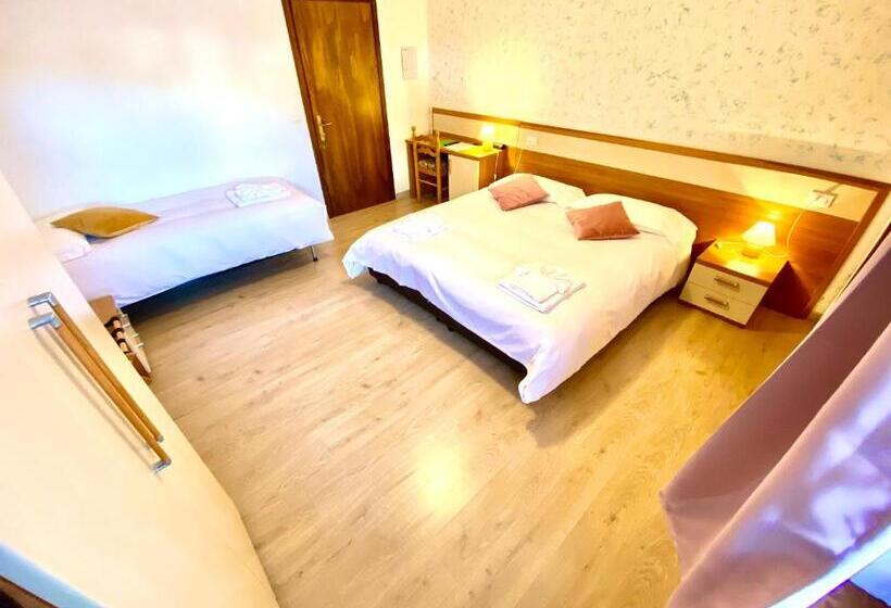 اتاق استاندارد سه نفره, B&b Lorenzini Ski