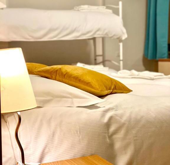 اتاق استاندارد چهار تخته, B&b Lorenzini Ski