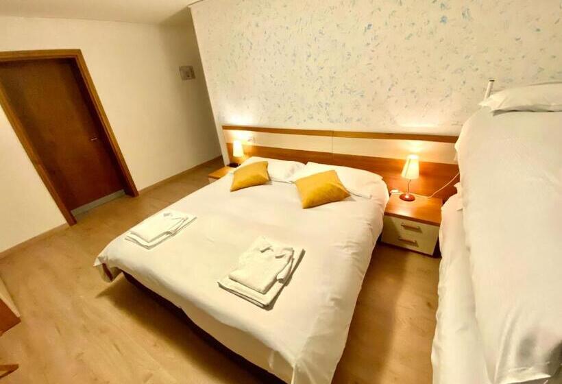 اتاق استاندارد چهار تخته, B&b Lorenzini Ski