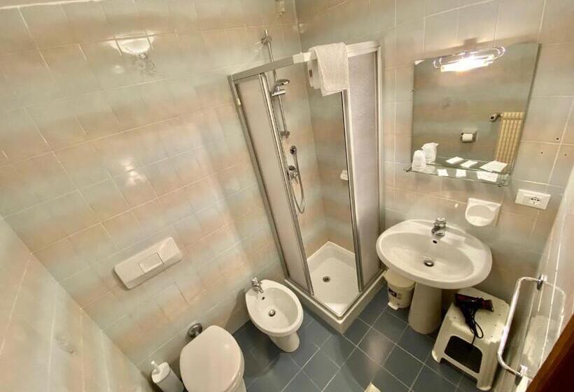 اتاق استاندارد, B&b Lorenzini Ski