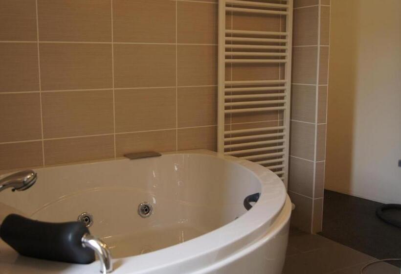 Полулюкс, Bouillon