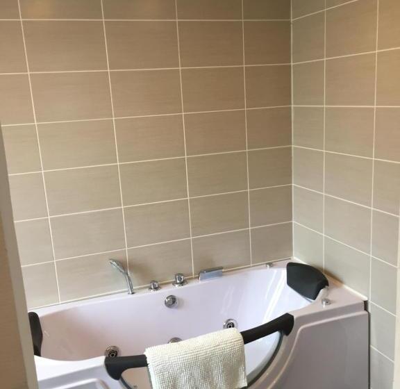 Семейный Номер, Bouillon