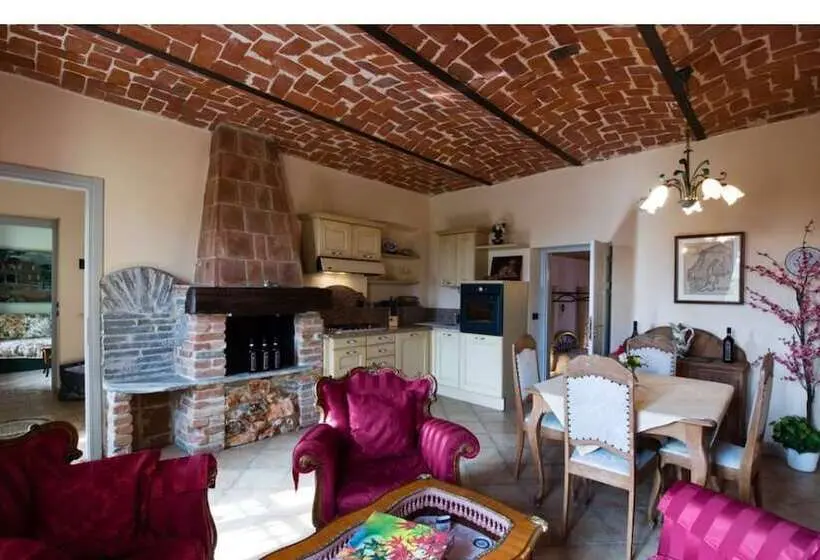 سوییت, Cascina Desderi