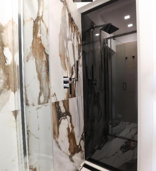 اتاق سوپریور, Cenisio