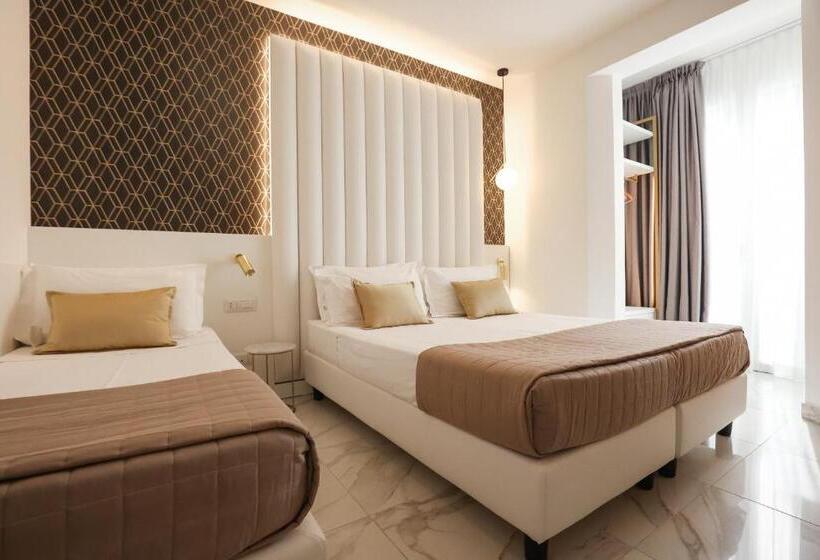 اتاق سوپریور سه تخته, Cenisio