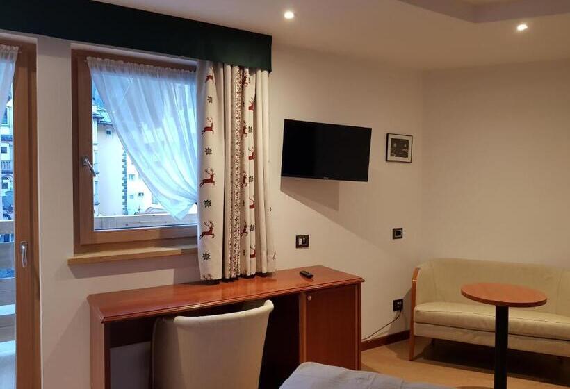 スーペリアトリプルルーム, Moena